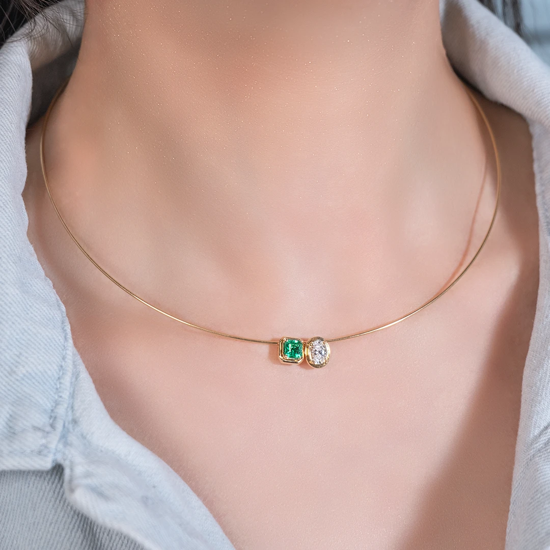 Honey bezel emerald pendant